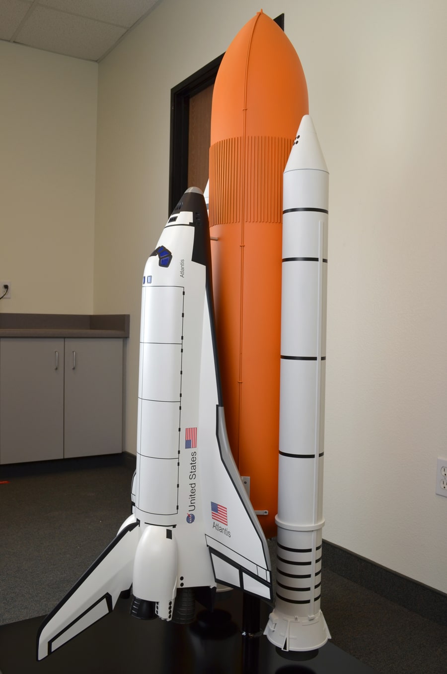 32nd Scale Space Shuttle Spacecraft Model